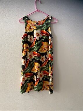 Tropical Floral Sleeveless Shift Dress - Black Background
